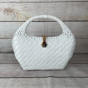 Venizia Vintage White Wicker Handbag Clutch Gold Accents RN 64305